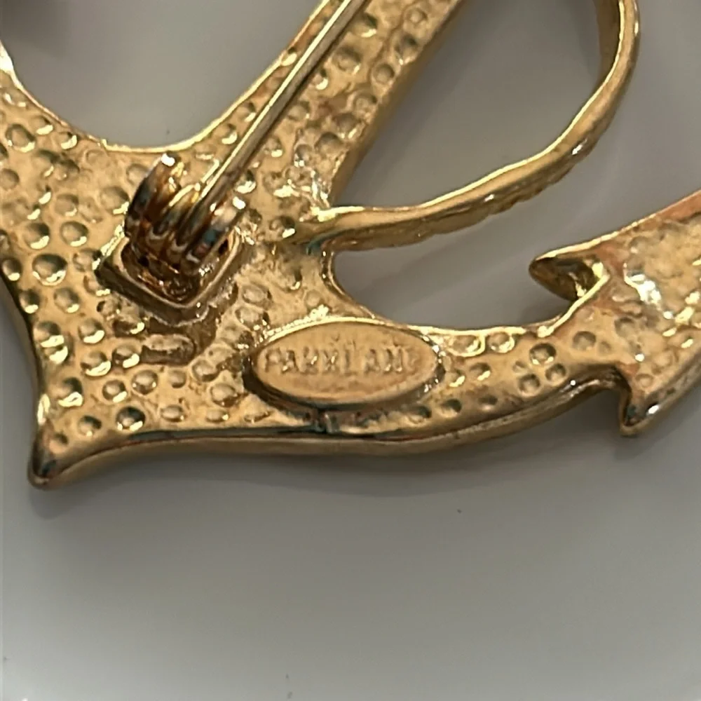 Vintage Anchor Brooch Pin